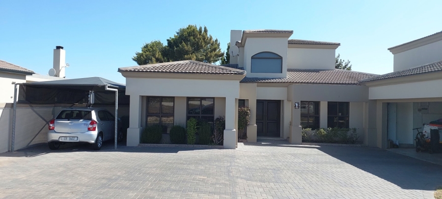 4 Bedroom Property for Sale in Country Club Western Cape